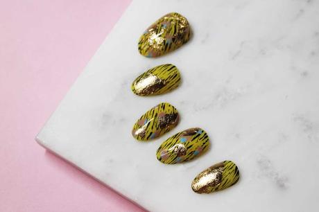Cómo aplicar pan de oro en las uñas | Nail Art paso a paso Cómo aplicar pan de oro en las uñas | Nail Art paso a paso