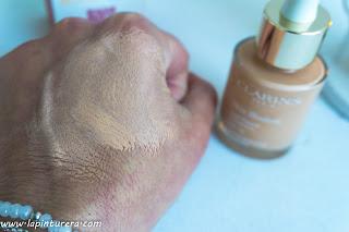 Maquillaje serum Skin Illusion de Clarins: Reseña 06 swatch