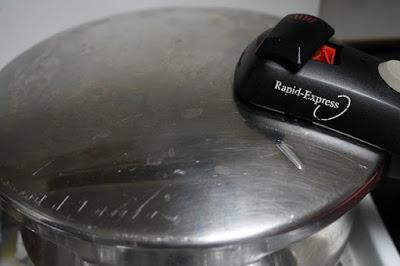 Garbanzos con chorizo en olla exprés