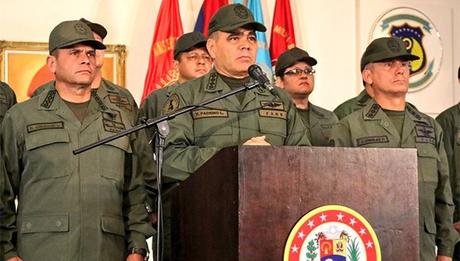 Militares venezolanos a Trump: “Van a tener que pasar por nuestros cadáveres”