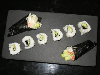 SUSHI TEMAKI Y CALIFORNIA ROLLS