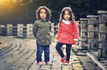 Ahorrar en ropa infantil y otros complementos