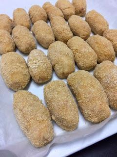 CROQUETAS DE JAMÓN Y ATÚN CROQUETAS DE JAMÓN Y ATÚN