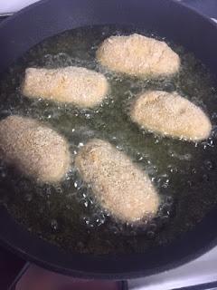 CROQUETAS DE JAMÓN Y ATÚN CROQUETAS DE JAMÓN Y ATÚN