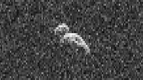 Captan la imagen de un gigantesco asteroide de 400 metros cerca de la Tierra