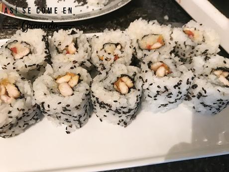 California rolls, Chicken roll