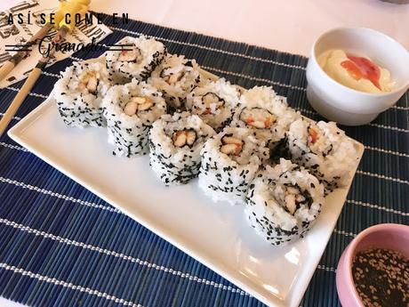 California rolls, Chicken roll