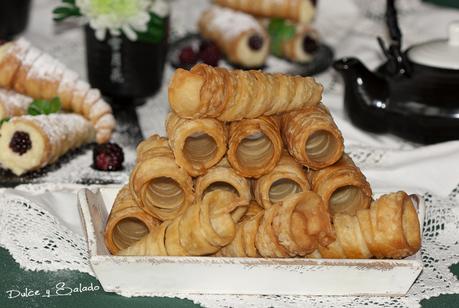 Canutillos o Cañas Fritas Rellenas de Crema Pastelera