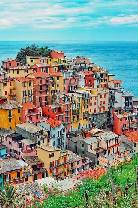 Colorful-Manarola-village-in-Cinque-Terre-Italy.jpg.optimal ▷ Los mejores hoteles de Cinque Terre (y donde alojarse cerca)