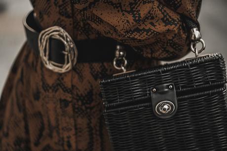 SNAKE PRINT MIDI DRESS - Cómo combinar animal print estampado serpiente