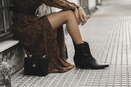 SNAKE PRINT MIDI DRESS - Cómo combinar animal print SNAKE PRINT MIDI DRESS - Cómo combinar animal print