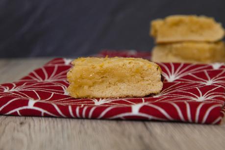 BROWNIE DE LIMON CON UN TOQUE DE COCO BROWNIE DE LIMON CON UN TOQUE DE COCO