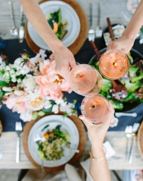 5 pasos para decorar una mesa al aire libre 5 pasos para decorar una mesa al aire libre