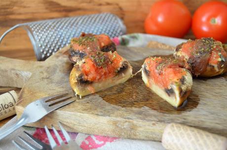 CHAMPIÑONES RELLENOS DE TOMATE Y ANCHOAS champiñones, champiñones al horno, champiñones receta, champiñones rellenos, champiñones rellenos al horno, champiñones rellenos de tomate y anchoas, recetas de champiñones, las delicias de mayte,