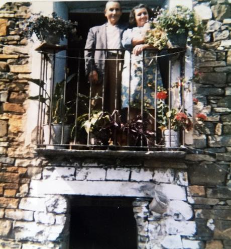 Hermanas de un hijo único Hermanas de un hijo único