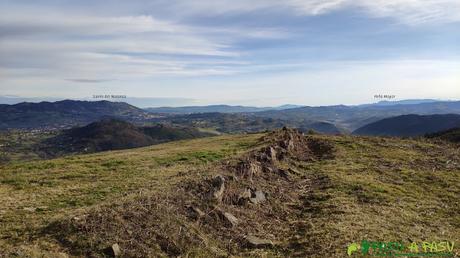 Oviedo, Sierra del Naranco y Peña Mayor desde El Picu