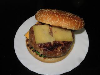HAMBURGUESA DE QUESITOS