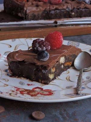 Locura de chocolate (o, cuantas formas de presentación para un pastel de chocolate y galletas sin horno)