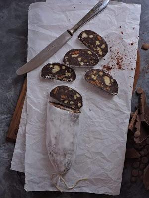 Locura de chocolate (o, cuantas formas de presentación para un pastel de chocolate y galletas sin horno)