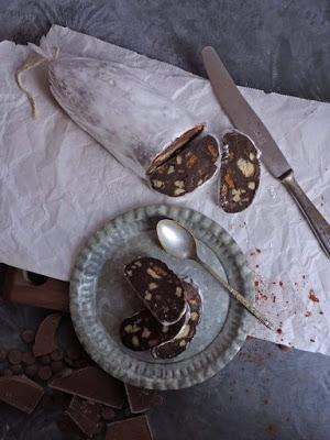 Locura de chocolate (o, cuantas formas de presentación para un pastel de chocolate y galletas sin horno)