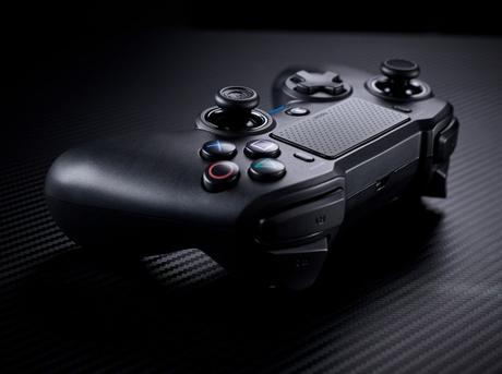 Nacon presenta el Asymmetric Wireless Controller para Playstation 4 Nacon presenta el Asymmetric Wireless Controller para Playstation 4