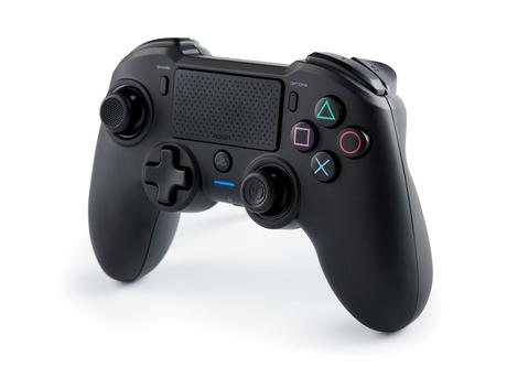 Nacon presenta el Asymmetric Wireless Controller para Playstation 4 Nacon presenta el Asymmetric Wireless Controller para Playstation 4