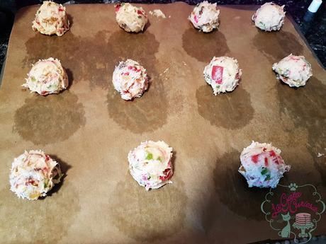 GALLETAS CON FRUTAS CONFITADAS