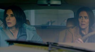 A ciegas, Buena idea que desfallece debido a un excesivo ejercicio de auto complacencia.