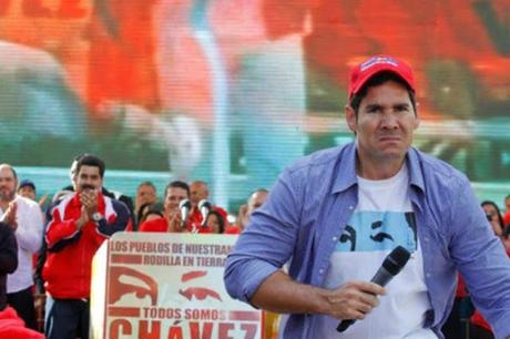 #Venezuela: “Te escupí la comida”: La respuesta épica que recibió Winston Vallenilla (@vwistonv)