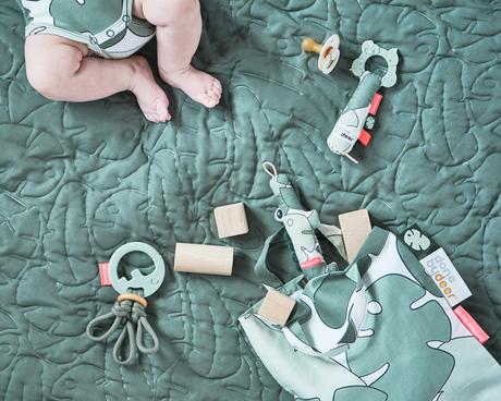 Done by Deer explora la naturaleza con ‘Tiny tropics’