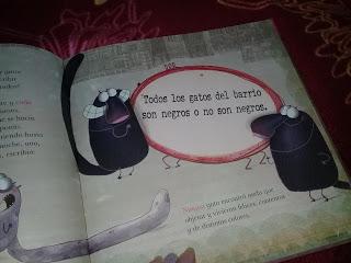 Reseña: Gatos Blancos Gatos Negros