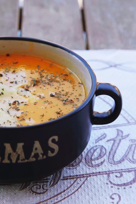 CREMA DE PIMIENTOS CON CALABAZA Y PARMESANO