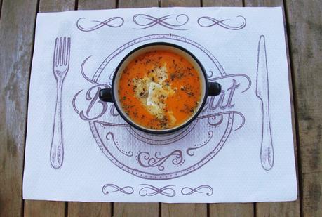 CREMA DE PIMIENTOS CON CALABAZA Y PARMESANO