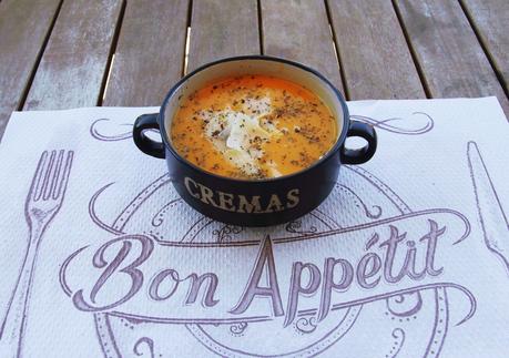 CREMA DE PIMIENTOS CON CALABAZA Y PARMESANO