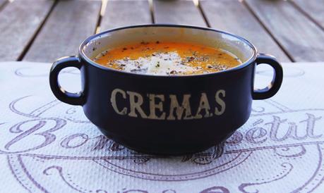 CREMA DE PIMIENTOS CON CALABAZA Y PARMESANO