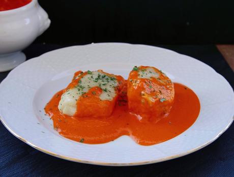 MERLUZA EN SALSA DE PIMIENTOS TROPICAL MERLUZA EN SALSA DE PIMIENTOS TROPICAL