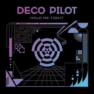 Deco Pilot: Publican Hold Me Tight