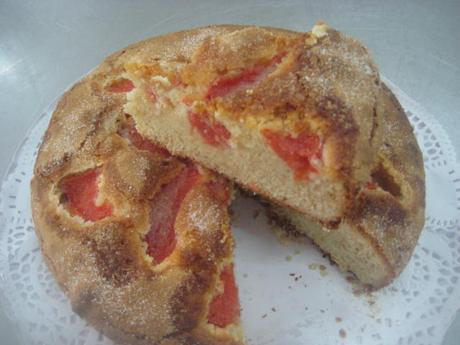 BIZCOCHO DE POMELO ROSA, ALMENDRA Y ACEITE DE OLIVA