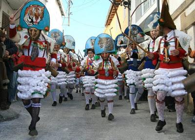 Tiempo de carnaval y la sorpresa del rey gigante.