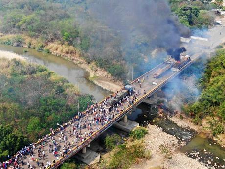 Calma tensa en las fronteras de Venezuela