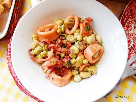 Guiso rápido de chipirones con habas