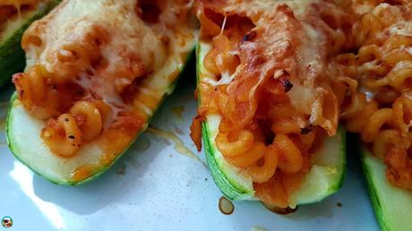Calabacinos rellenos de macarrones Calabacinos rellenos de macarrones
