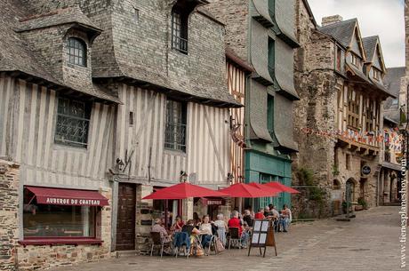 Diario viaje roadtrip Bretaña y Normandía pueblos bonitos Vitré