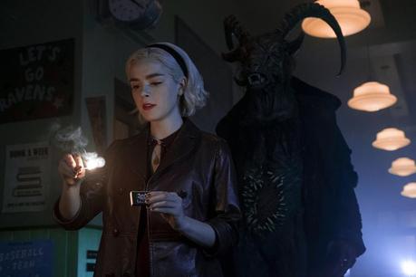 Netflix comparte imágenes de la temporada 2 de El Mundo Oculto de Sabrina
