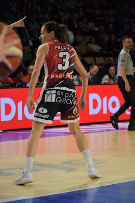 Galería de clics del Uni Girona-Valencia Basket (cuartos de final de la Copa de la Reina de Vitoria)