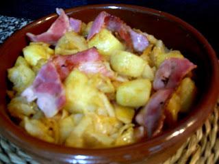 Col con patatas al pimentón de la Vera con bacon