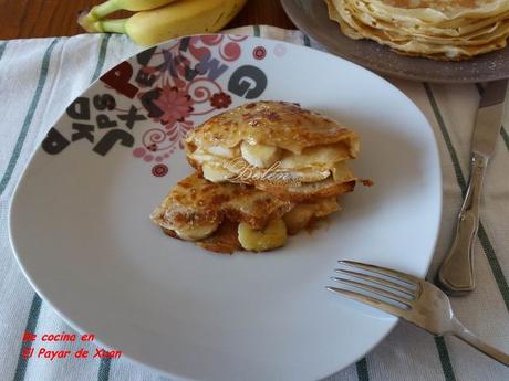 Frixuelos con plátanos caramelizados