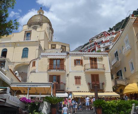 Amalfi y Positano: recorriendo la costa amalfitana por tierra y por mar