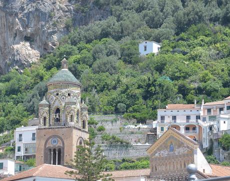 Amalfi y Positano: recorriendo la costa amalfitana por tierra y por mar