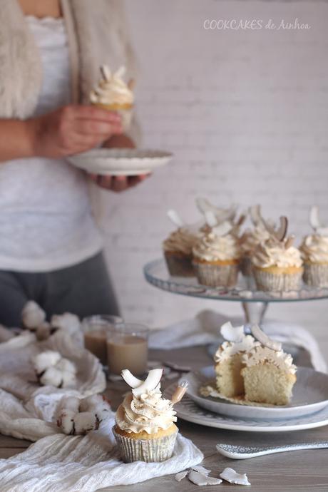 Cupcakes de Coco y Baileys. Quinto reto cupcakes revival. Cookcakes de Ainhoa